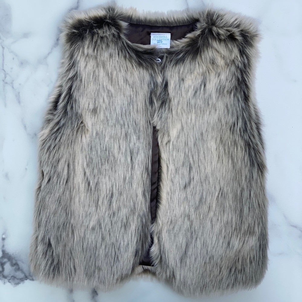 Fur vest